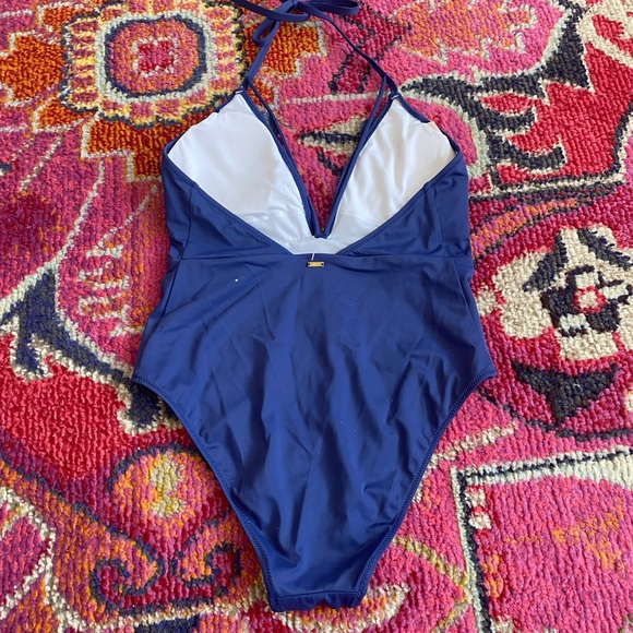 Brand new Victoria’s Secret pink one piece swimsuit - Picture 2 of 3